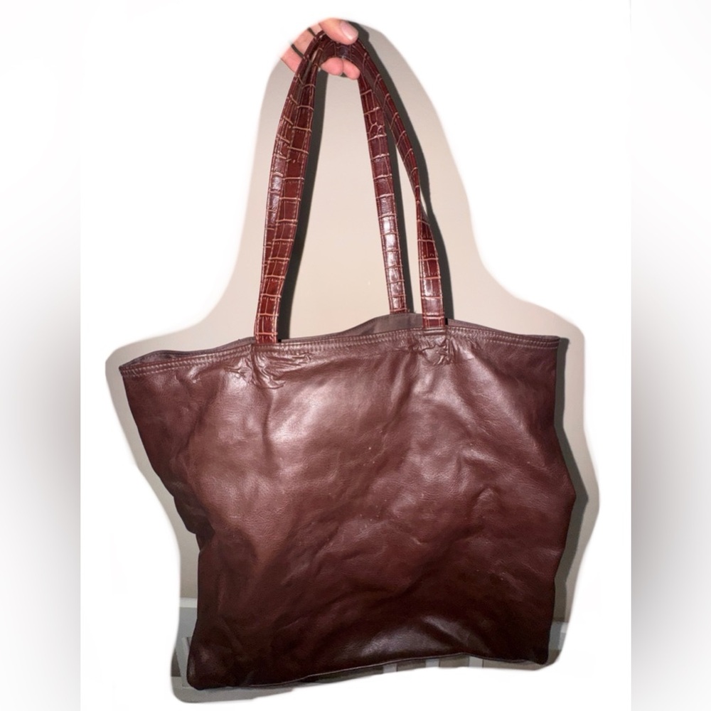 Signature Collection Brown Leather Tote Bag - Picture 2 of 7